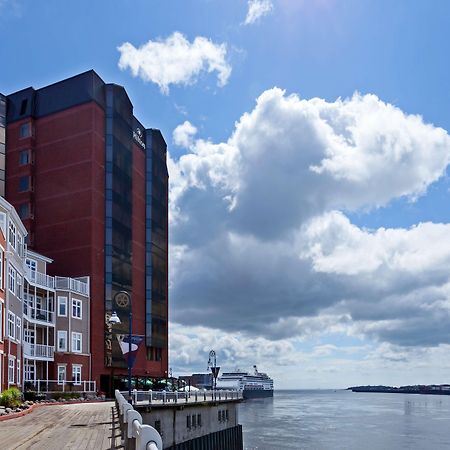 Отель Hilton Сент-Джон Экстерьер фото