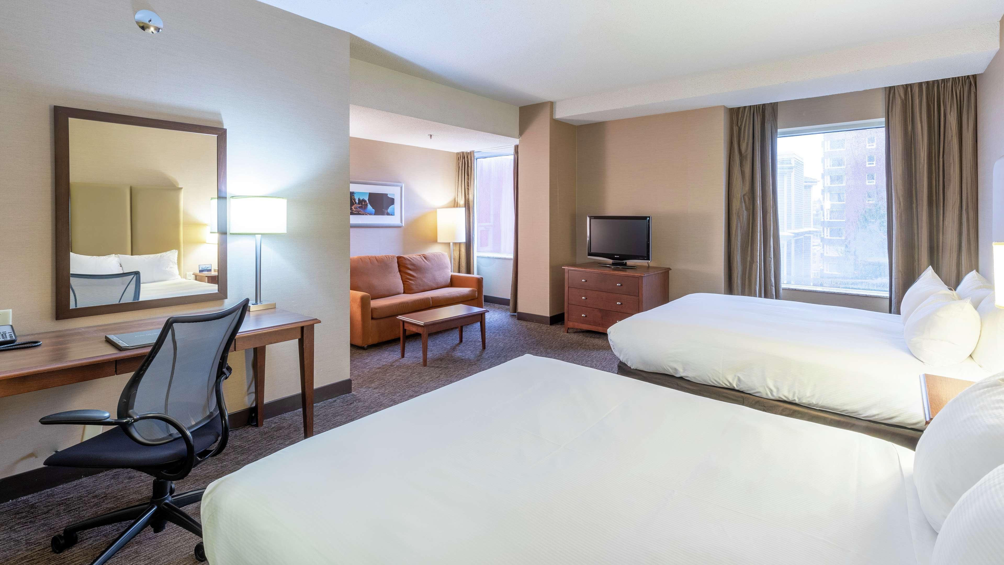 Отель Hilton Сент-Джон Экстерьер фото